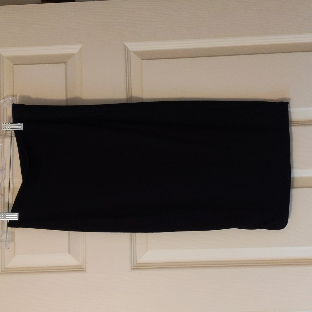 Black pencil skirt